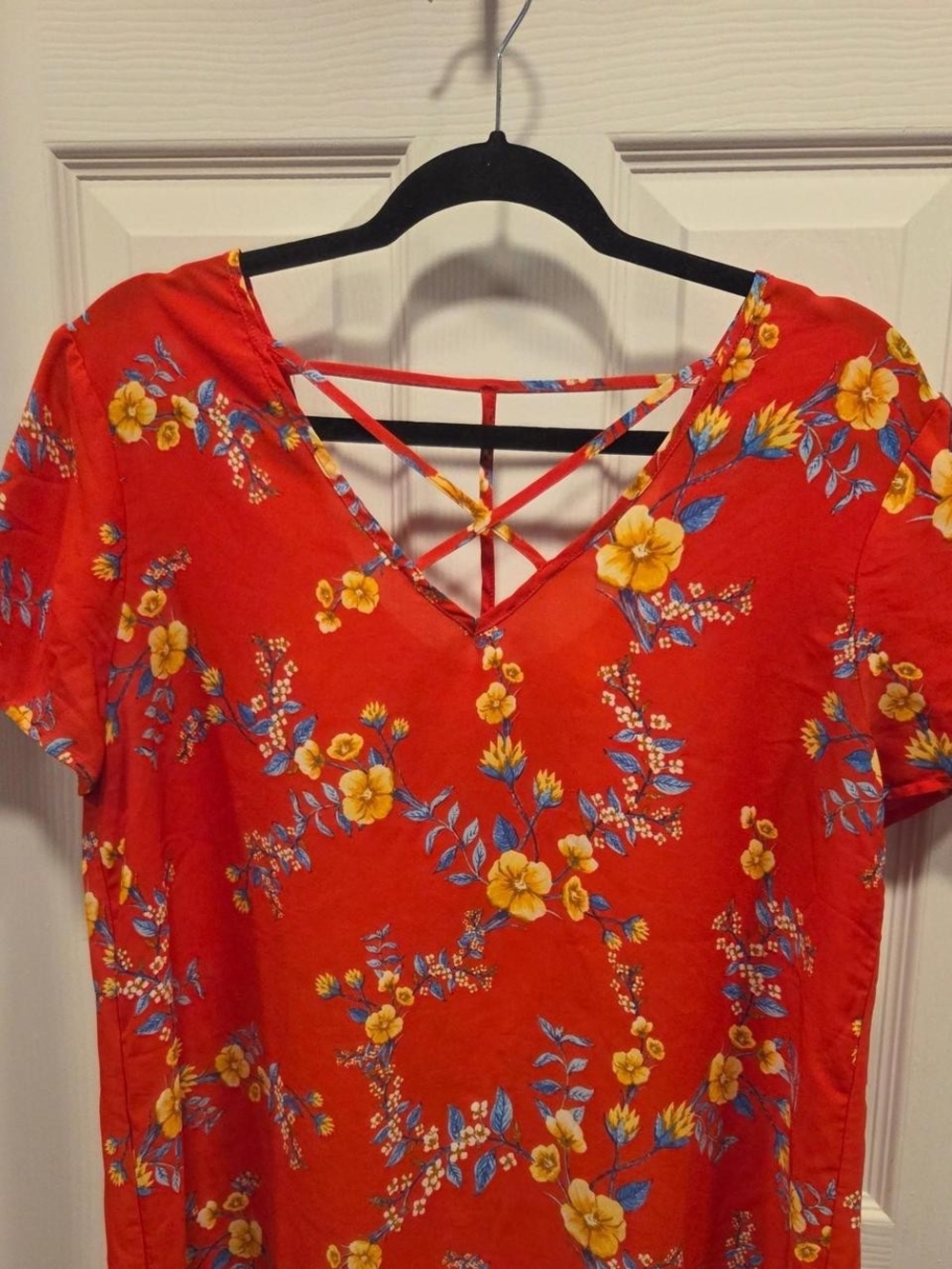 Red Floral V-Neck Short Sleeve Top with Crisscross Back Straps